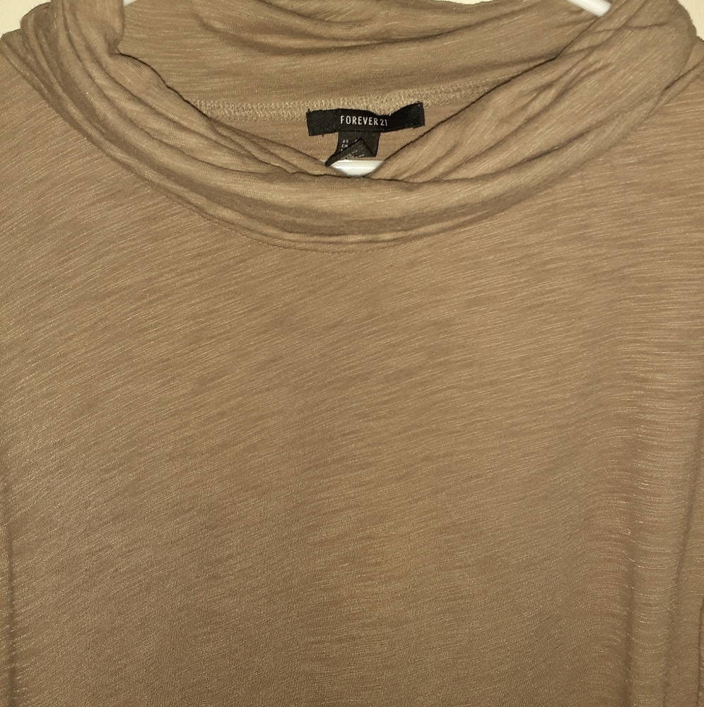 Forever 21 light brown light weight long sleeve